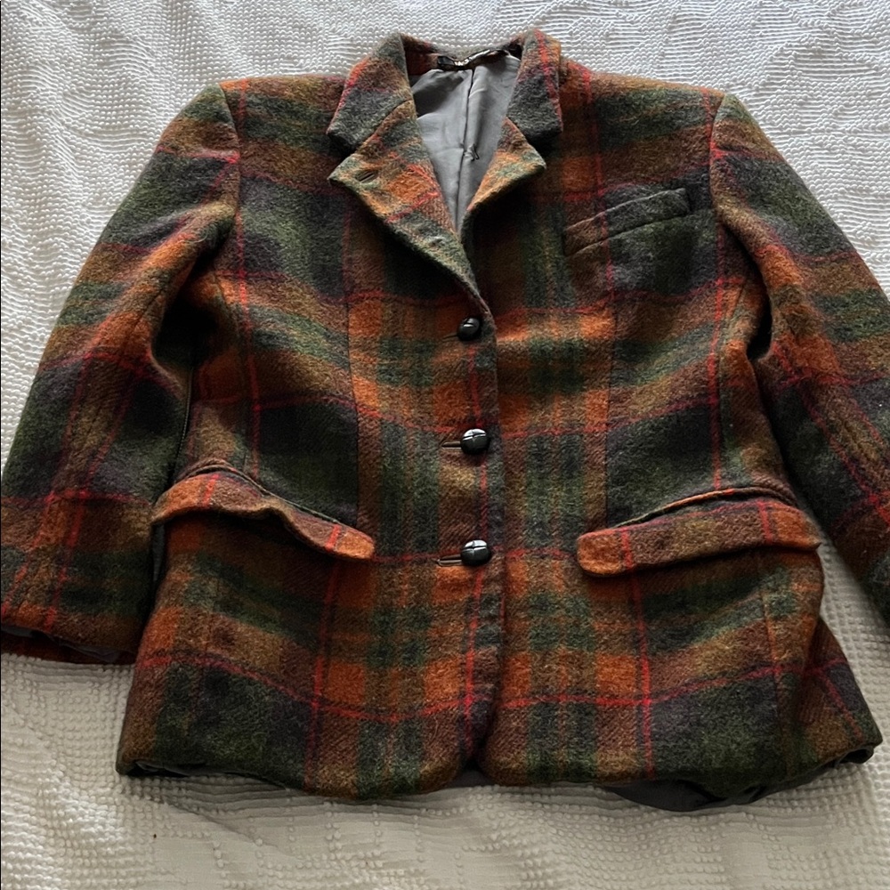 Daks of London Women's Plaid Blazer